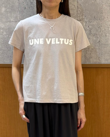 cafune<br>ロゴプリントTシャツ