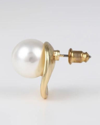 Nothing And Others<br>Big pearl Simple Pierce