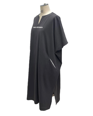 ayane予約<br>ワンピース丈キーネックロゴロンT