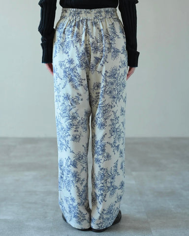 HERENCIA <br>Piping line floral print pants