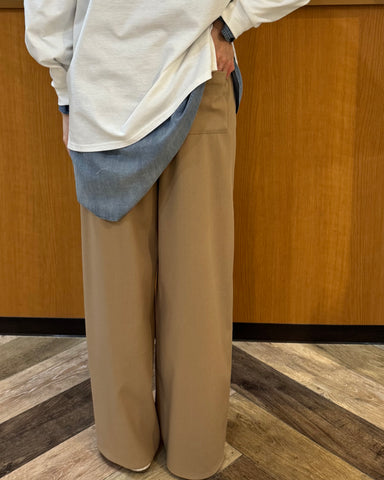 DONEEYU <br>ストレートパンツ