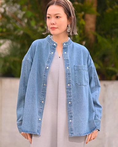HERENCIA <br> Back frill denim blouse