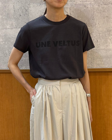 cafune<br>ロゴプリントTシャツ