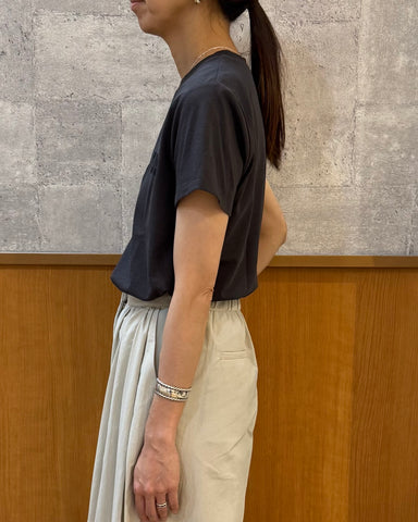 cafune<br>ロゴプリントTシャツ