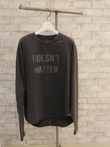 PASSIONE<br>ロゴプリントロングTシャツ