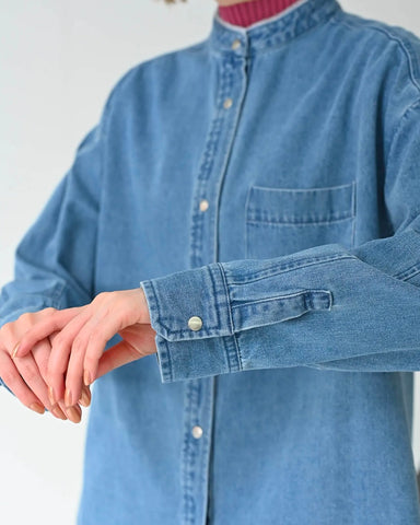 HERENCIA <br> Back frill denim blouse
