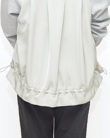 Praia<br> 異素材バックプリーツブルゾン