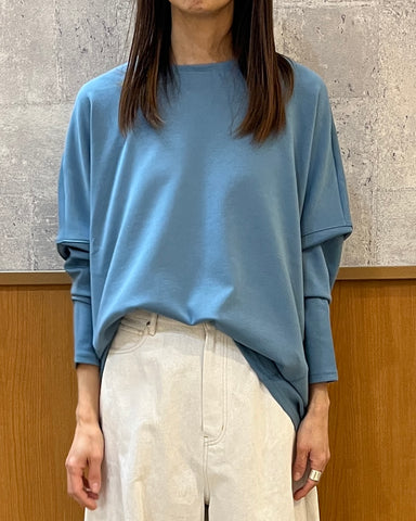 Praia<br> コクーンシルエットカットソー