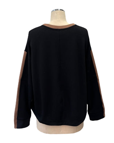 12月5日ライブayane<br>スター刺繍ボンバープルオーバー