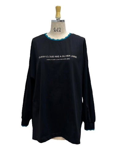 ayane予約<br> 襟ぐりニットロゴロンT