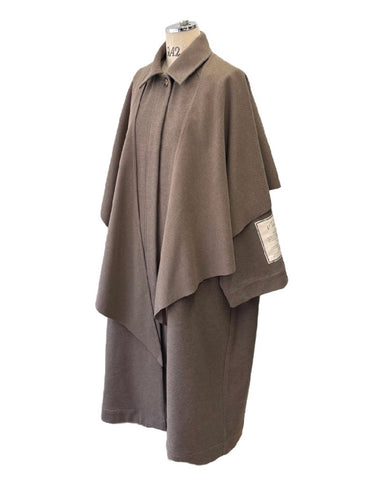 ayane<br>ニードルパンチケープ付きコート