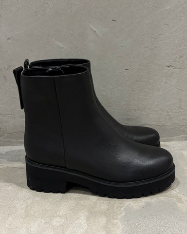 ATELIER BURGGE<br>サイドジップトラックブーツ