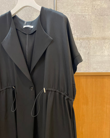 mink chair<br>ノーカラーツイルジレ