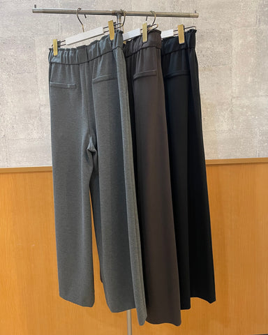 11月16日TP<br>デュアルウォームワイドパンツ