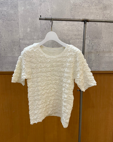 cafune<br>シャーリングエンボス風半袖トップス
