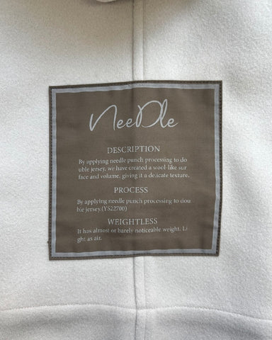 ayane<br>ニードルパンチケープ付きコート