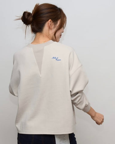 12月5日ライブPraia<br> 立体ステッチ ロゴ入りショート丈トップス