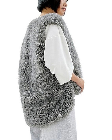 ayane予約<br>ガールモチーフボンディングプルオーバー