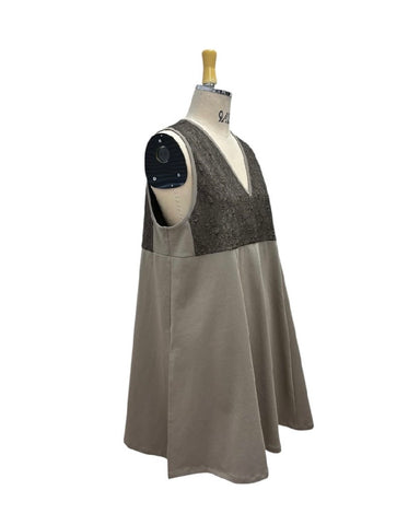 ayane予約<br> ポンチ素材チュニック丈フレアベスト