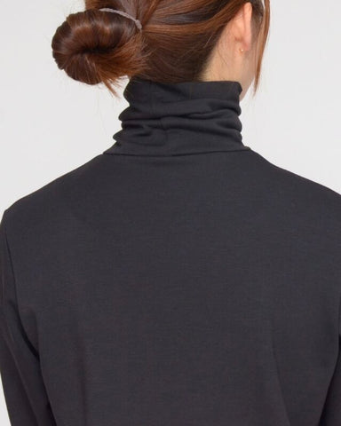 Praia<br>袖チュールハイネックカットソー