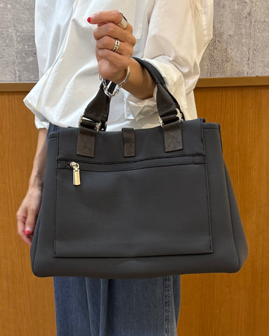 Story. <br>ダブルハンドル2WAYトートバッグ