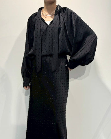 cafune<br>ドット刺繍ボウタイブラウス