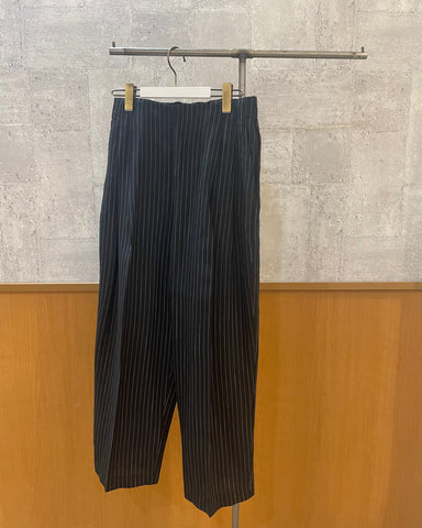 Boutique Ordinary<br>Two-Tack Barrel Pants