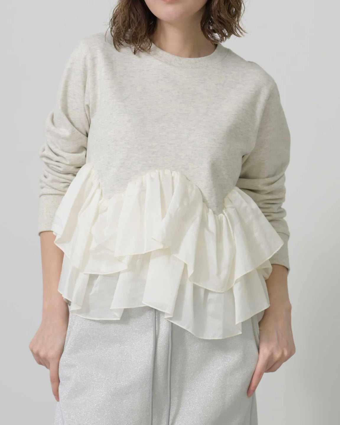Herencia<br> Frill-Hem Compact Tops