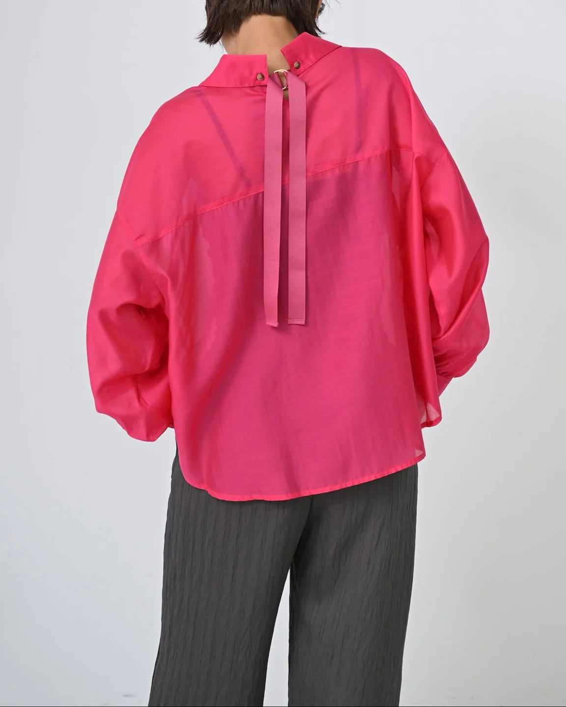Herencia<br>バックリボンリラックスブラウス