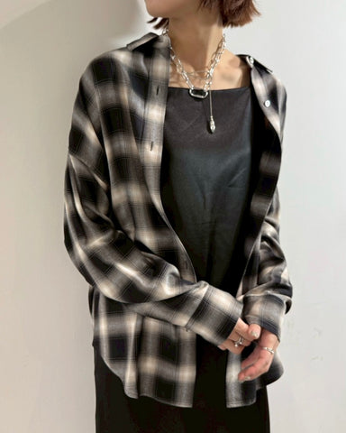 10月5日ライブ cafune<br>チェック柄ブラウス