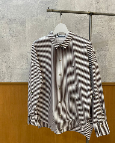 8月23日<br>BLUE FRONCE<br>折り返しシャツ