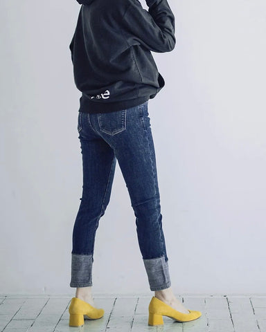 <br> ボーイフレンドデニム 折り返し風デザイン