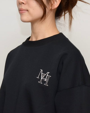 12月5日ライブPraia<br> 立体ステッチ ロゴ入りショート丈トップス