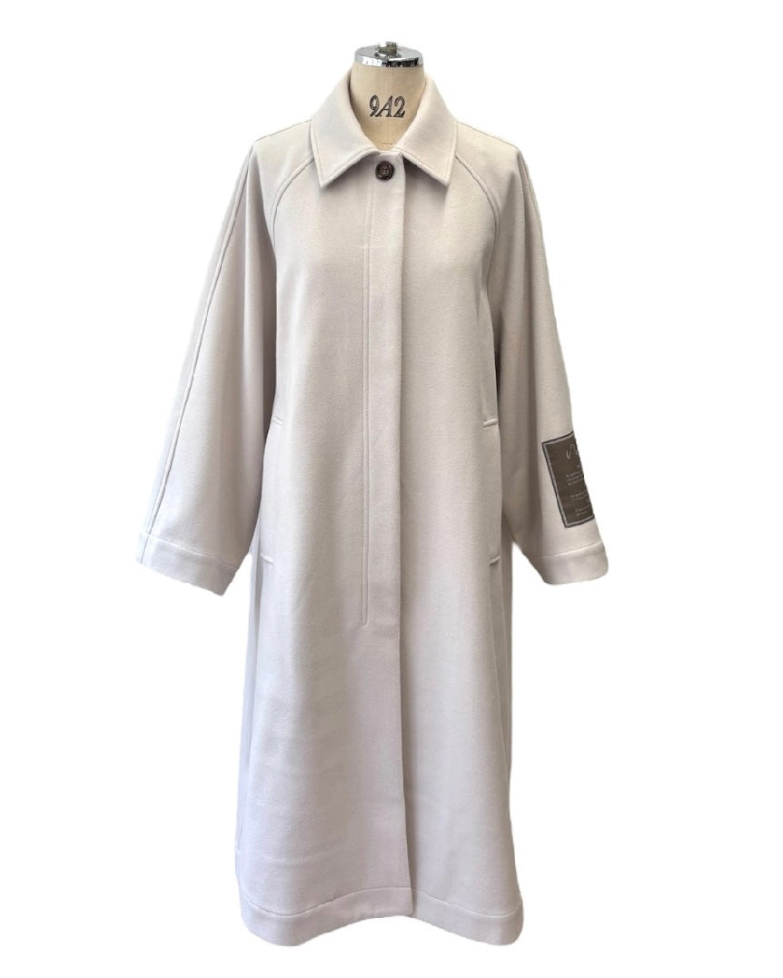 ayane<br>ニードルパンチケープ付きコート