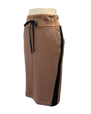 12月5日ライブayane<br>ミディアム丈ボンバースカート