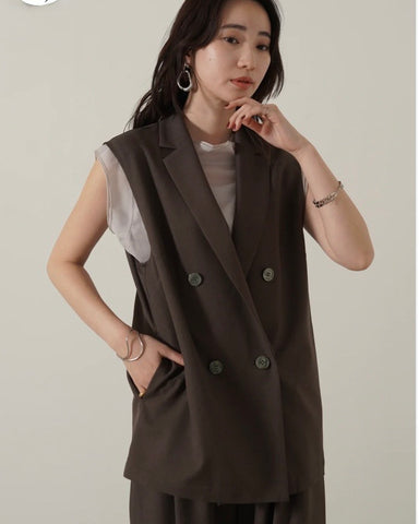 mink chair<br> ツイルダブルブレストジレ