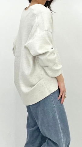 cafune<br>sweat knit <br> V neck pullover