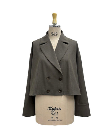 ayane予約<br> ショート丈テーラードジャケット