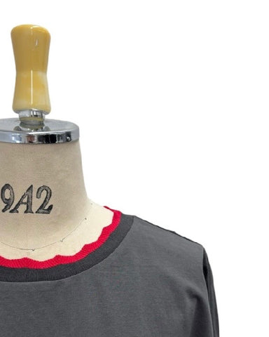 ayane予約<br> 襟ぐりニットロゴロンT