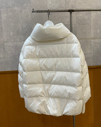 <br>ショート丈ダウン