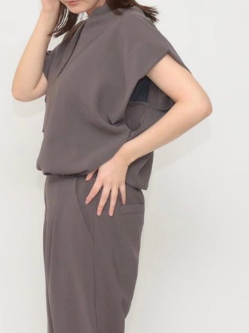 Praia<br>キーネックブラウス