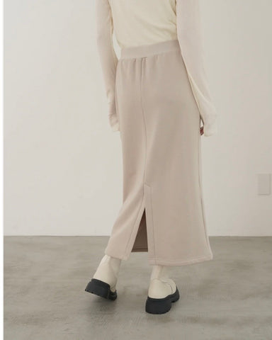 mink chair<br>ダフィームートンタイトスカート