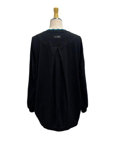 ayane予約<br> 襟ぐりニットロゴロンT