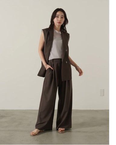 mink chair<br> ツイルダブルブレストジレ