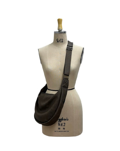 ayane予約<br>エコレザーボディバック