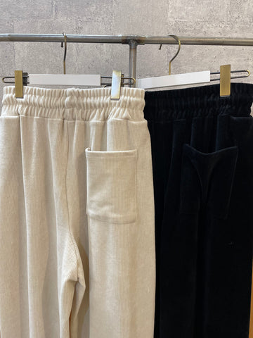 10月19日ライブPASSIONE<br> コーデュロイバレルパンツ