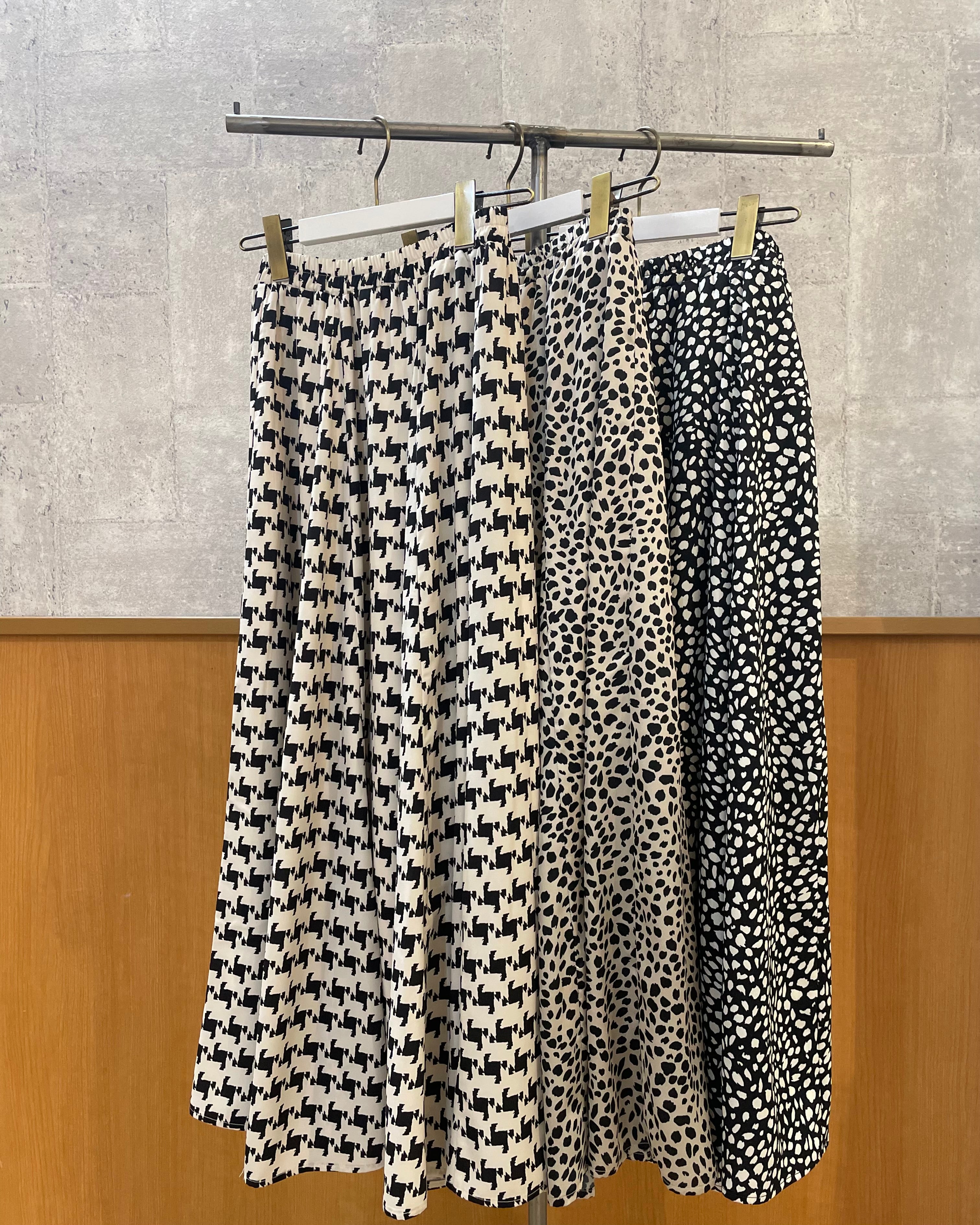 3月29日ライブ TP <br> 柄スカート