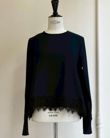 anana<br>レーストリムフレアブラウス