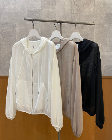 4月3日 cafune<br>リネンライクZIPフーディ