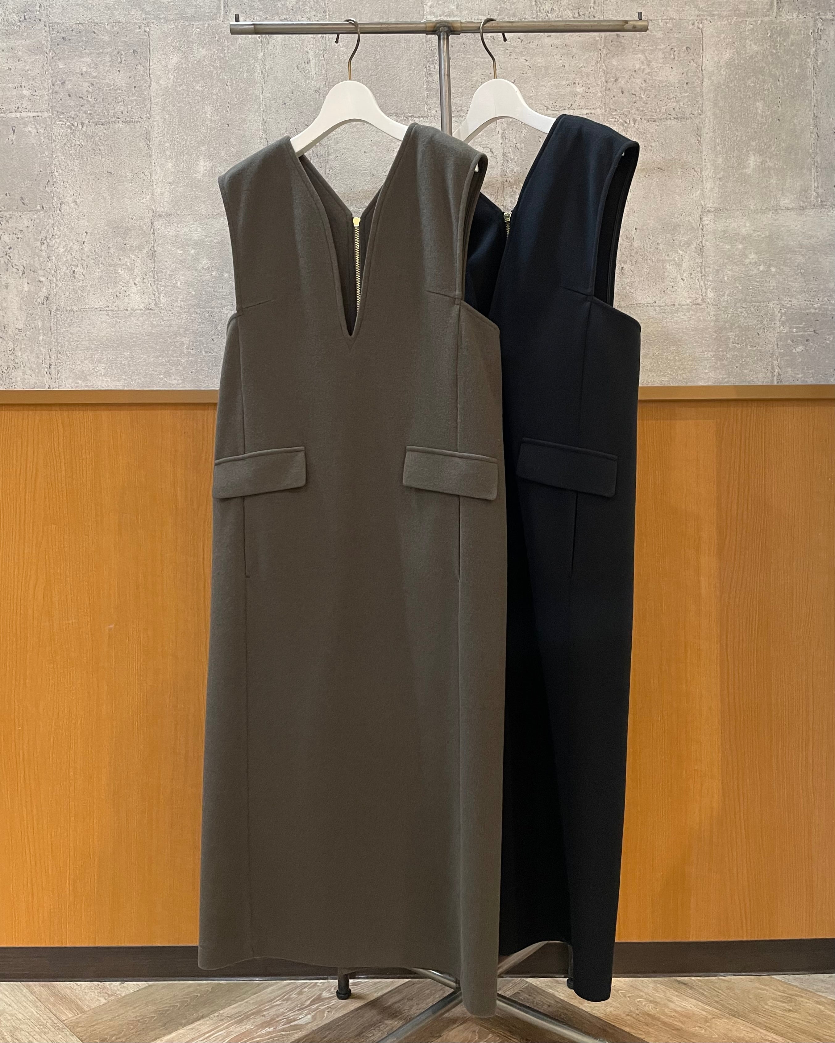 mink chair<br>ジャンパースカート